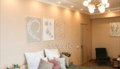 2-к квартира, 90 м², 8/10 эт.