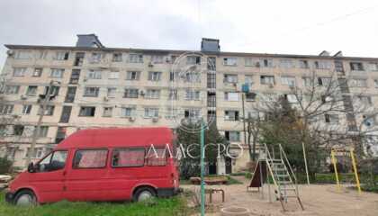 Комната, (всего 4 ком.), 9 м², 3/6 эт.