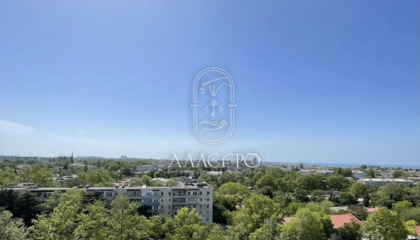 3-к квартира, 80 м², 9/10 эт.