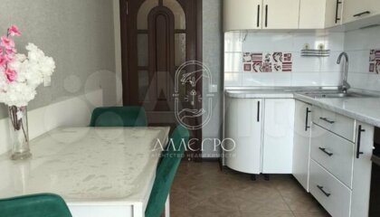 3-к квартира, 75 м², 8/10 эт.