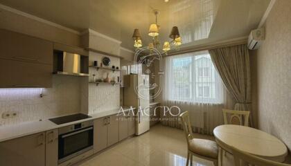 2-к квартира, 72,4 м², 1/9 эт.