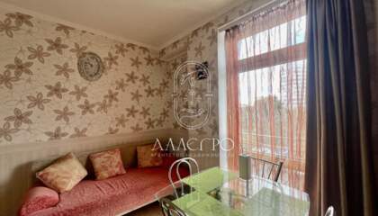 1-к квартира, 37,3 м², 2/10 эт.
