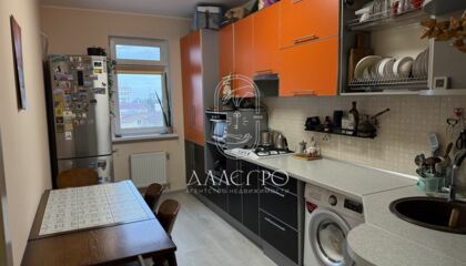 1-к квартира, 32,7 м², 4/10 эт.