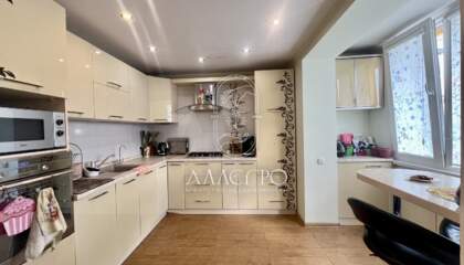 3-к квартира, 77,4 м², 4/5 эт.